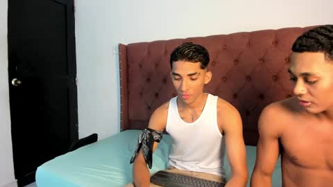 Snapshot of boys_hotparty chatting on September 23, 1:27 pm ALEX - TAYLER -MIKE online show from September 23, 1:27 pm