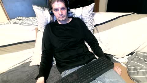 bponie3 online show from July 17, 12:01 am