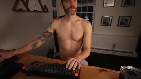 BradBronton online show from December 19, 12:00 pm