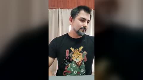 bradd_32 online show from July 19, 5:59 pm