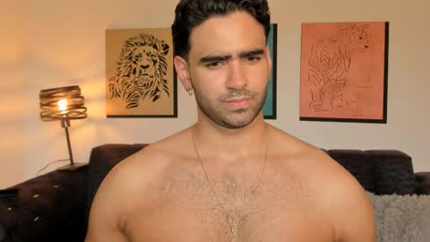 bradleymartin7 online show from February 19, 9:14 pm