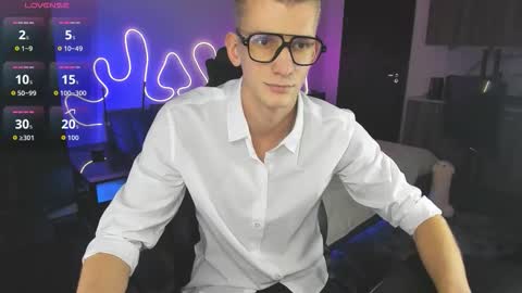 Snapshot of bradmaloney chatting on September 20, 8:12 pm brad maloney online show from September 20, 8:12 pm