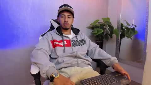 Brand  online show from March 25, 12:01 pm