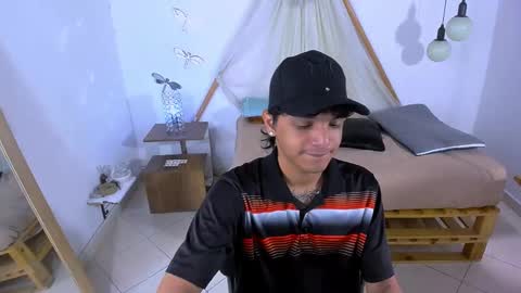 B R A N D online show from September 25, 6:04 pm