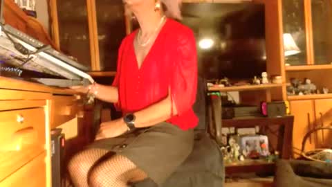 Brandi online show from February 17, 4:33 am