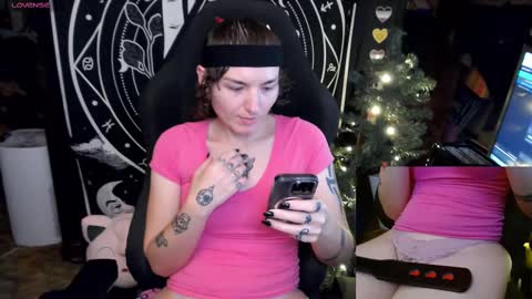 BrandiWRLD999 online show from December 23, 6:15 pm