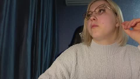 Belle  online show from March 30, 5:35 pm