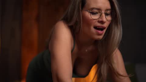 Alex online show from March 6, 4:41 am