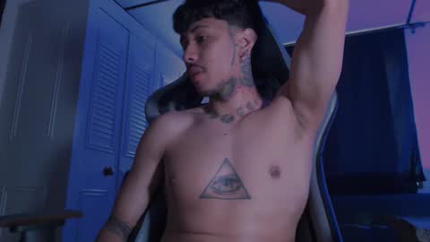 brasi_ online show from October 30, 5:57 pm