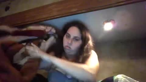 Bay online show from February 24, 1:46 am