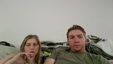 Breezyxlove online show from May 17, 11:58 pm