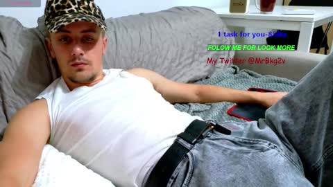 Brelland online show from December 13, 7:53 pm