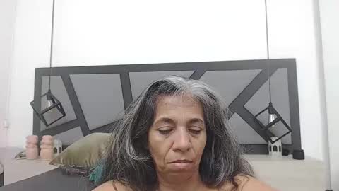 Snapshot of brenda_velasquez chatting on March 8, 12:44 am BRENDA VELASQUEZ online show from March 8, 12:44 am