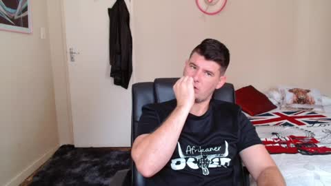 ask me lol online show from March 30, 7:30 am