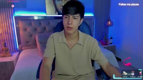 Snapshot of brent18_ chatting on September 25, 2:07 am Esteban online show from September 25, 2:07 am