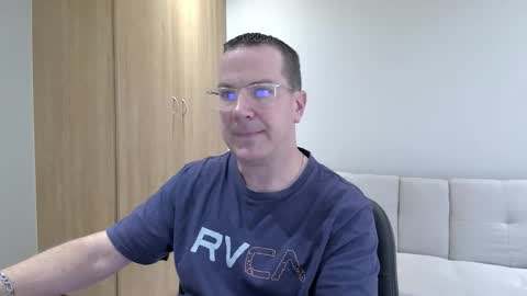 Snapshot of brettdj chatting on September 15, 2:40 pm Brett online show from September 15, 2:40 pm