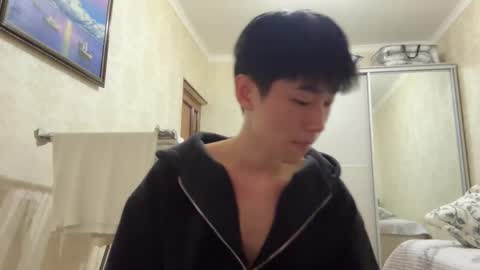 Brian boy online show from April 22, 11:39 am