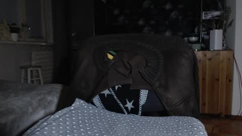 Brian online show from December 19, 5:40 am