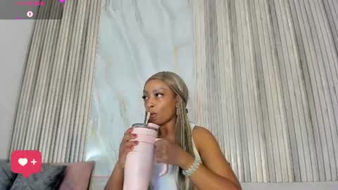 Brianna Chelsea  online show from August 3, 11:38 am