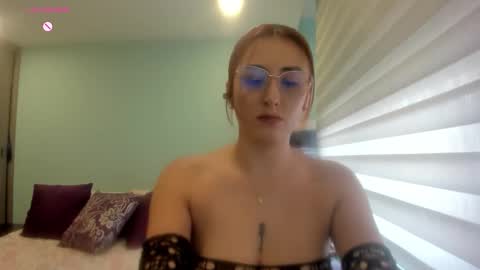 Brianna  online show from January 9, 3:28 pm