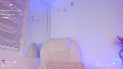 Brianna  online show from November 16, 11:07 pm