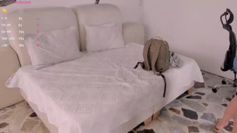    online show from March 3, 12:39 pm