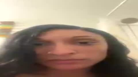 briellenicole22204890 online show from July 10, 7:18 pm