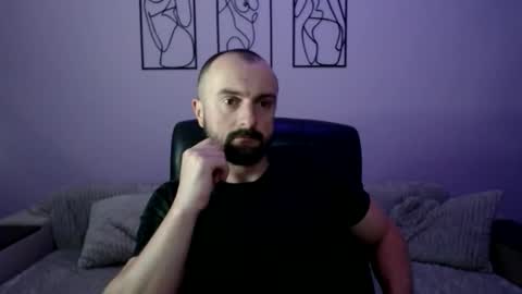 brindlefly69 online show from May 25, 10:54 am