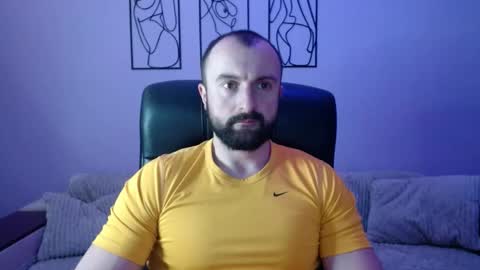 brindlefly69 online show from March 13, 11:24 am