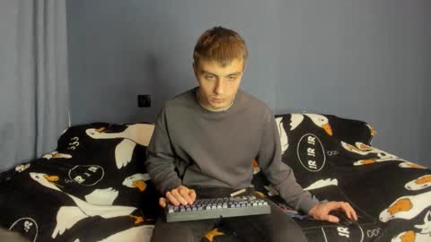 bristlebback online show from October 16, 6:40 pm