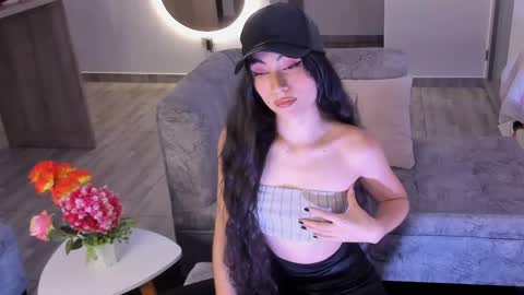 britany lenox online show from April 24, 1:07 am