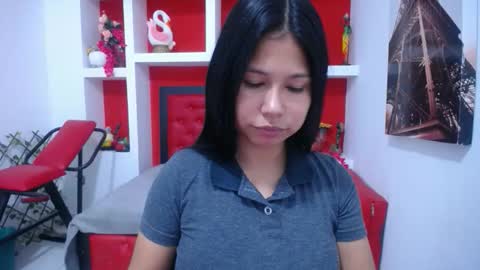 Snapshot of britanyx1 chatting on October 17, 1:04 pm britanyx1 online show from October 17, 1:04 pm
