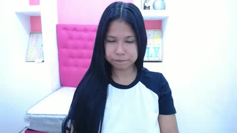 Snapshot of britanyx1 chatting on February 23, 1:53 pm britanyx1 online show from February 23, 1:53 pm