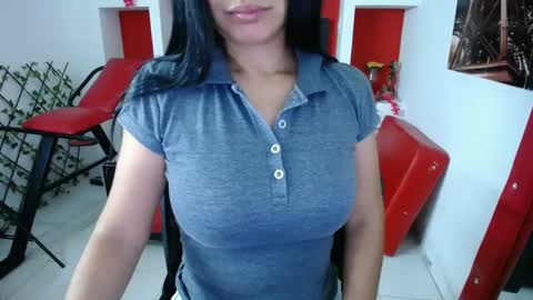Snapshot of britanyx1 chatting on September 16, 12:18 pm britanyx1 online show from September 16, 12:18 pm