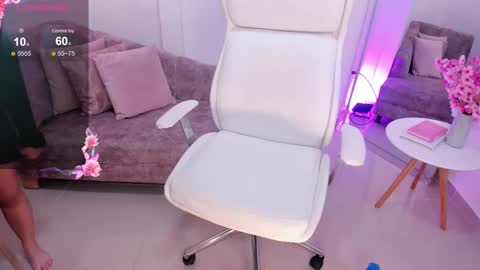 Snapshot of brithx_ chatting on September 24, 7:53 pm Brith online show from September 24, 7:53 pm