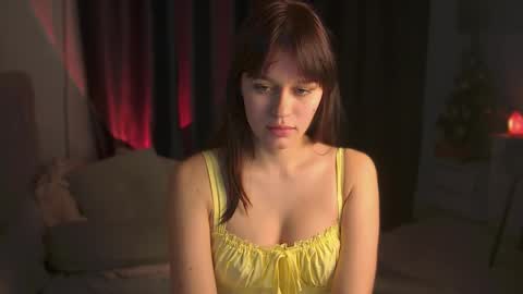 britney_elfie online show from January 5, 5:27 pm