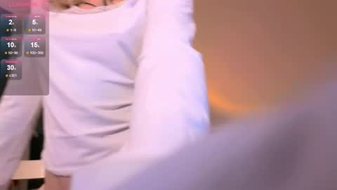 Britney online show from April 14, 7:17 pm