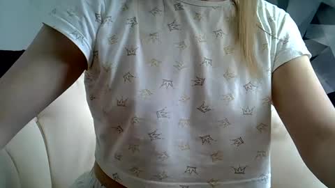 BritneyKittens online show from February 25, 8:47 am