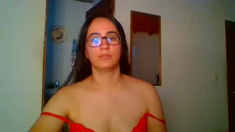brittanycheeks1 online show from February 9, 10:11 pm