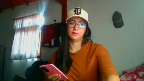 brittanycheeks1 online show from February 7, 4:56 pm