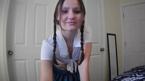 Snapshot of brittbratt24 chatting on September 27, 7:22 pm Britt online show from September 27, 7:22 pm