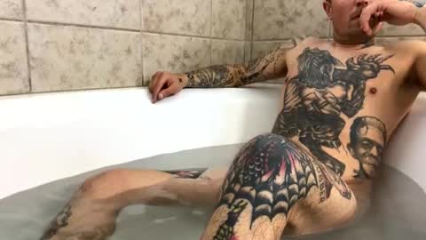 BrngItDwn online show from November 1, 7:46 pm