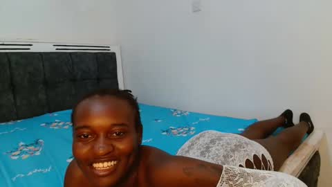 broken_haloo online show from February 5, 6:28 am