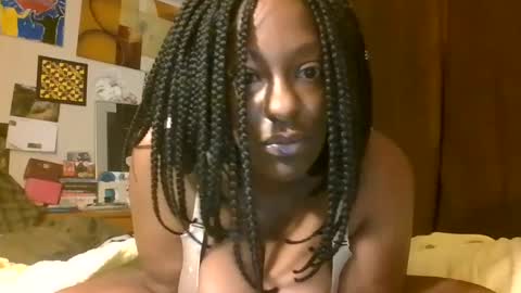 Snapshot of brooklyninfinity chatting on October 4, 12:19 am brooklyninfinity online show from October 4, 12:19 am