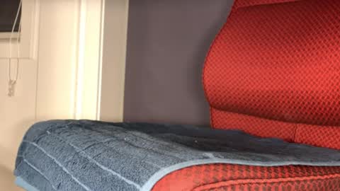 Brsrkr online show from December 4, 3:55 pm