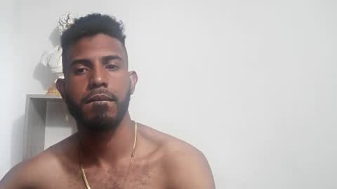 bruce_1111 online show from June 20, 9:43 pm