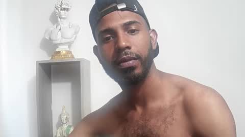 bruce_1111 online show from June 23, 7:53 pm