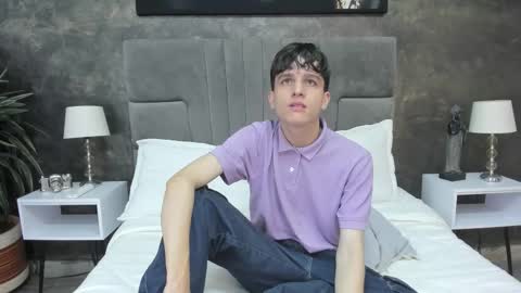 Bruce Hans online show from October 31, 11:54 am