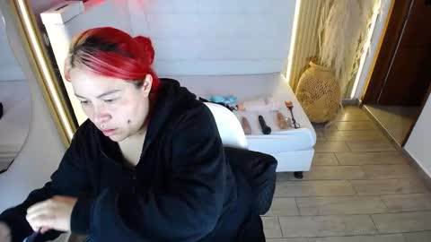 Bruja SCarlata online show from February 14, 11:46 am