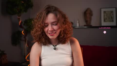 Tess online show from June 3, 2:33 pm